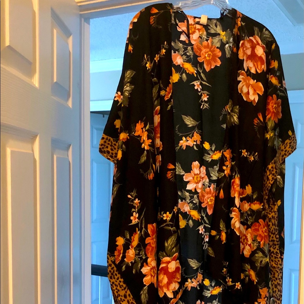 American Eagle Kimono